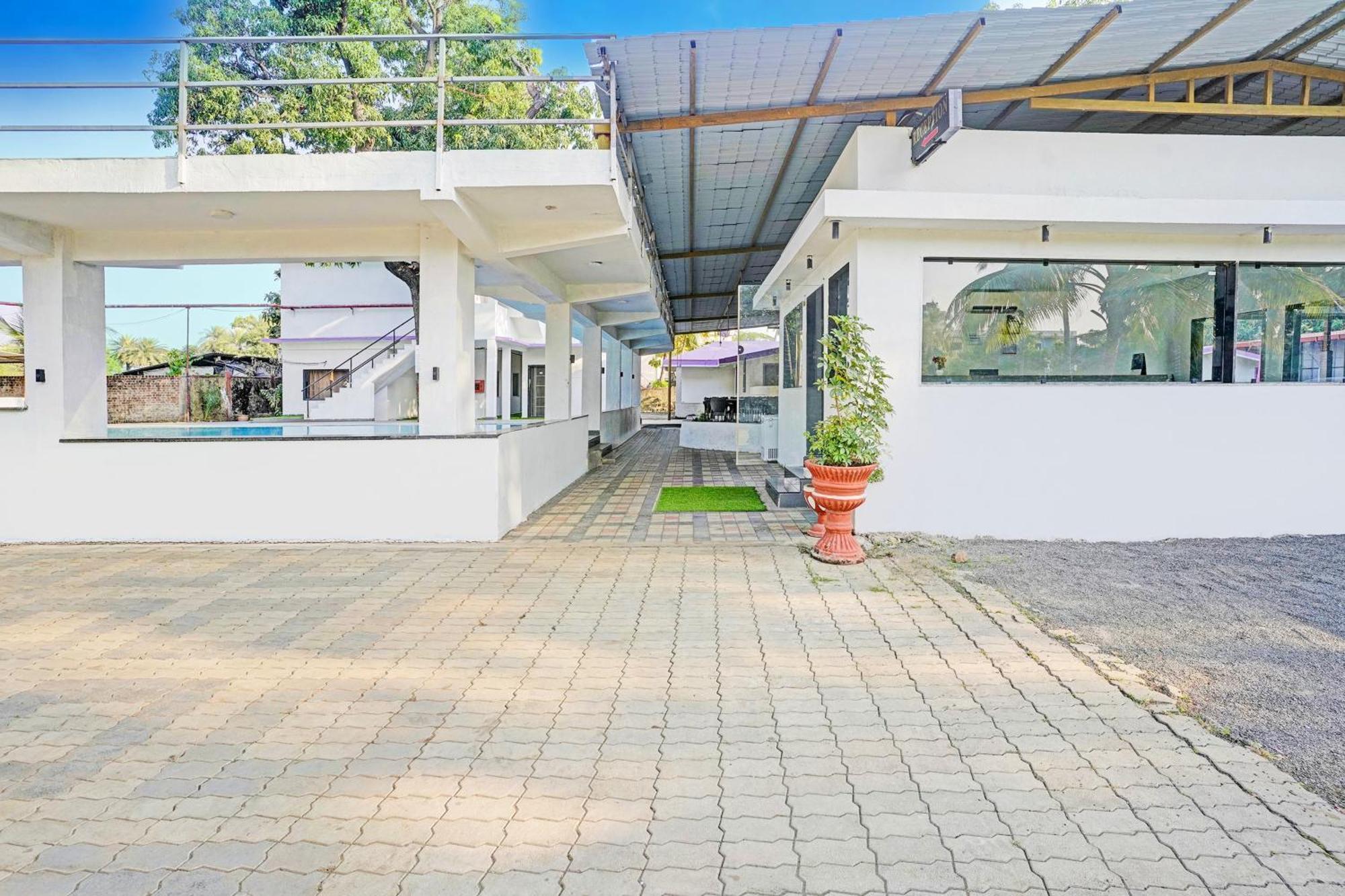 Hotel O Summer House Daman Exterior photo